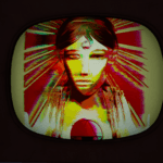 Das Bild zeigt einen Ausschnitt aus dem Videospiel Karma: The Dark World. Im Zentrum ist das stilisierte Gesicht einer menschlichen Figur zu sehen, das fast eine Maske oder eine Projektion zu sein scheint. Das Gesicht ist blass und von dunklen Konturen umgeben, die Augen sind geschlossen oder nur leicht geöffnet. Auf der Stirn befindet sich ein helles, möglicherweise leuchtendes Symbol. Das Gesicht ist von einem Wirbel aus roten, gelben und weißen Farbflecken und -streifen umgeben, die wie Strahlen oder eine Aura wirken. Diese Farben sind intensiv und scheinen ineinander überzugehen, was einen dynamischen und leicht psychedelischen Effekt erzeugt. Im unteren Bereich des Bildes ist ein dunkler, herzförmiger Bereich angedeutet, der ebenfalls von helleren Farben umgeben ist. Das gesamte Bild ist in einem ovalen Rahmen oder einer Art Bildschirm dargestellt, der von einem dunkleren, möglicherweise hölzernen Hintergrund umgeben ist. Die Komposition ist sehr zentriert und lenkt die Aufmerksamkeit direkt auf die zentrale Figur und die sie umgebenden Farben. Die Atmosphäre wirkt geheimnisvoll, vielleicht sogar etwas beunruhigend und spirituell. Die starken Farbkontraste und die ungewöhnliche Darstellung der Figur deuten auf eine surreale oder traumartige Szene hin, die typisch für psychologische Thriller oder Spiele mit tiefgründiger Erzählung sein könnte.